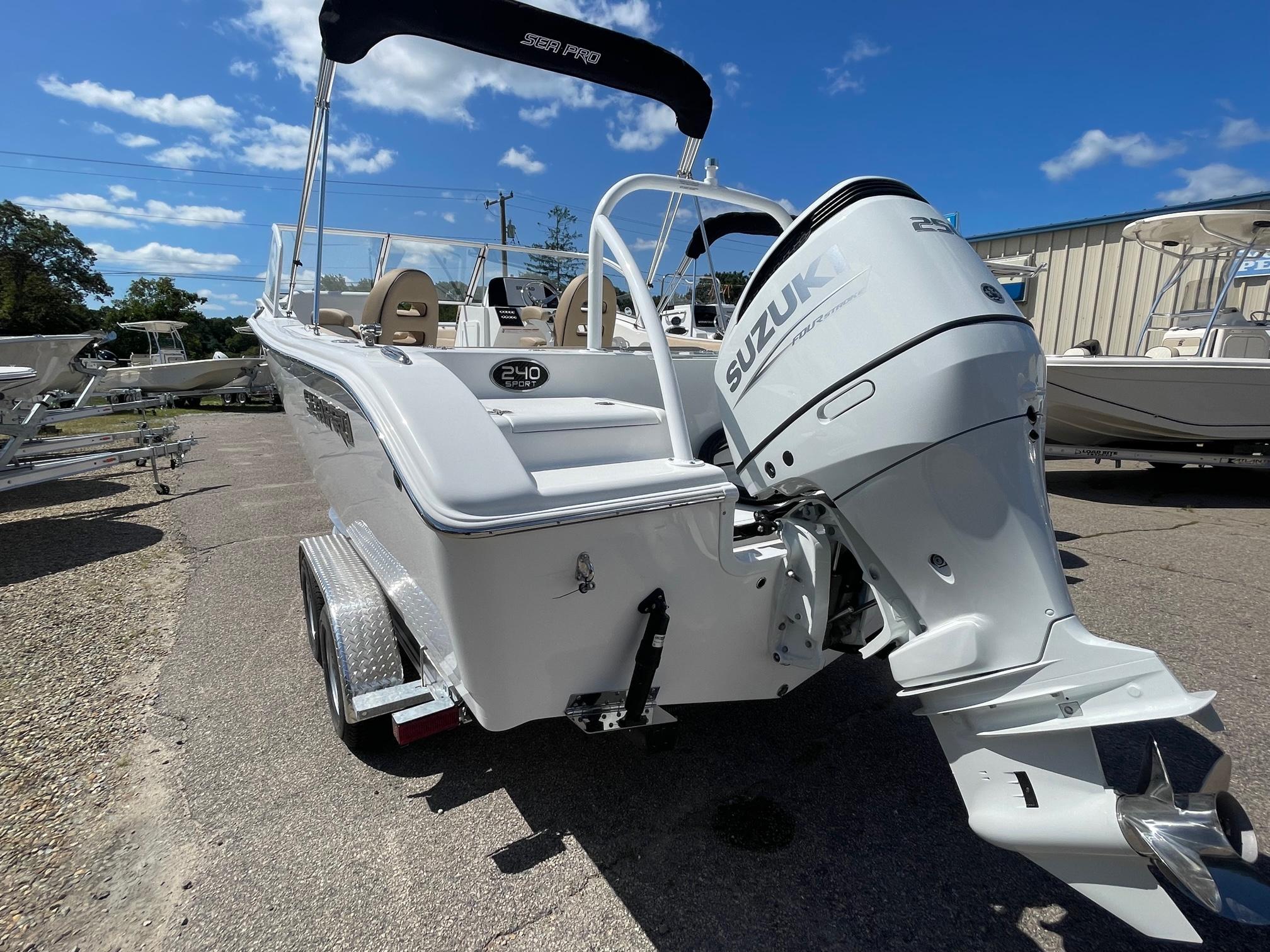 2024 Sea Pro 240 DC Sport