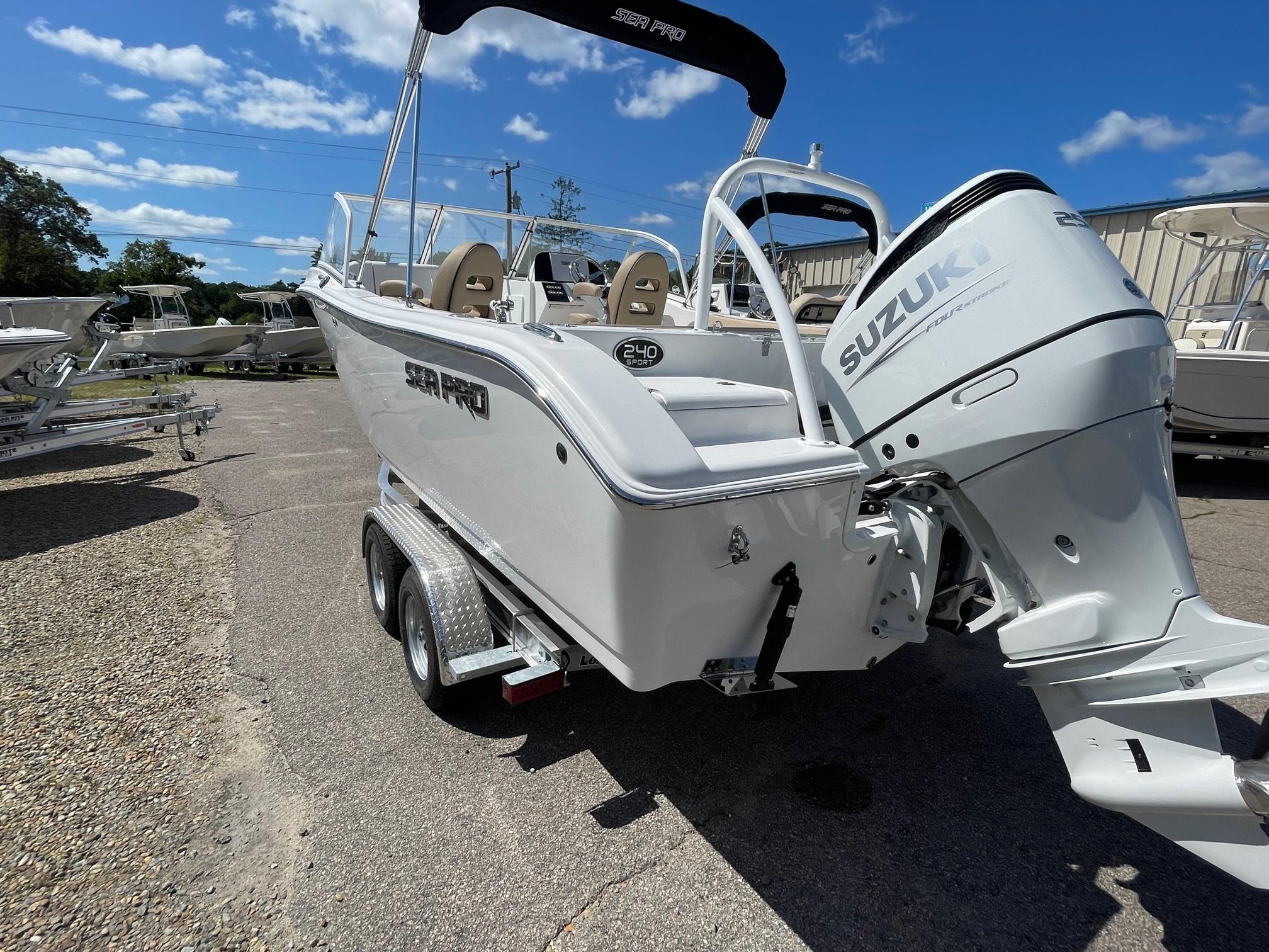 2024 Sea Pro 240 DC Sport