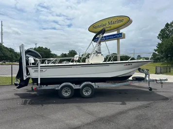 2014 Boston Whaler 190 Montauk