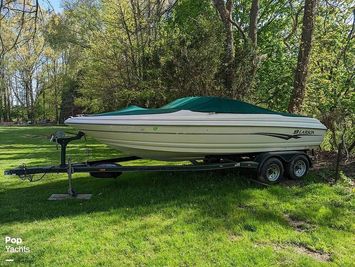 2002 Larson Sei 210