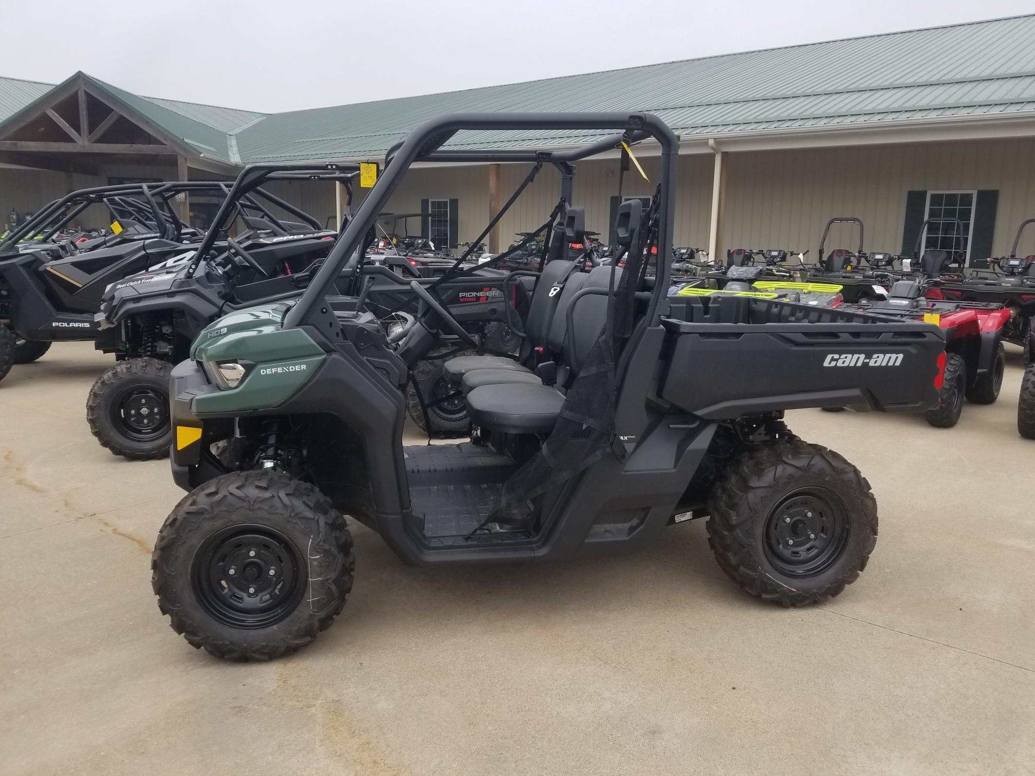 2023 CAN-AM DEFENDER BASE HD9