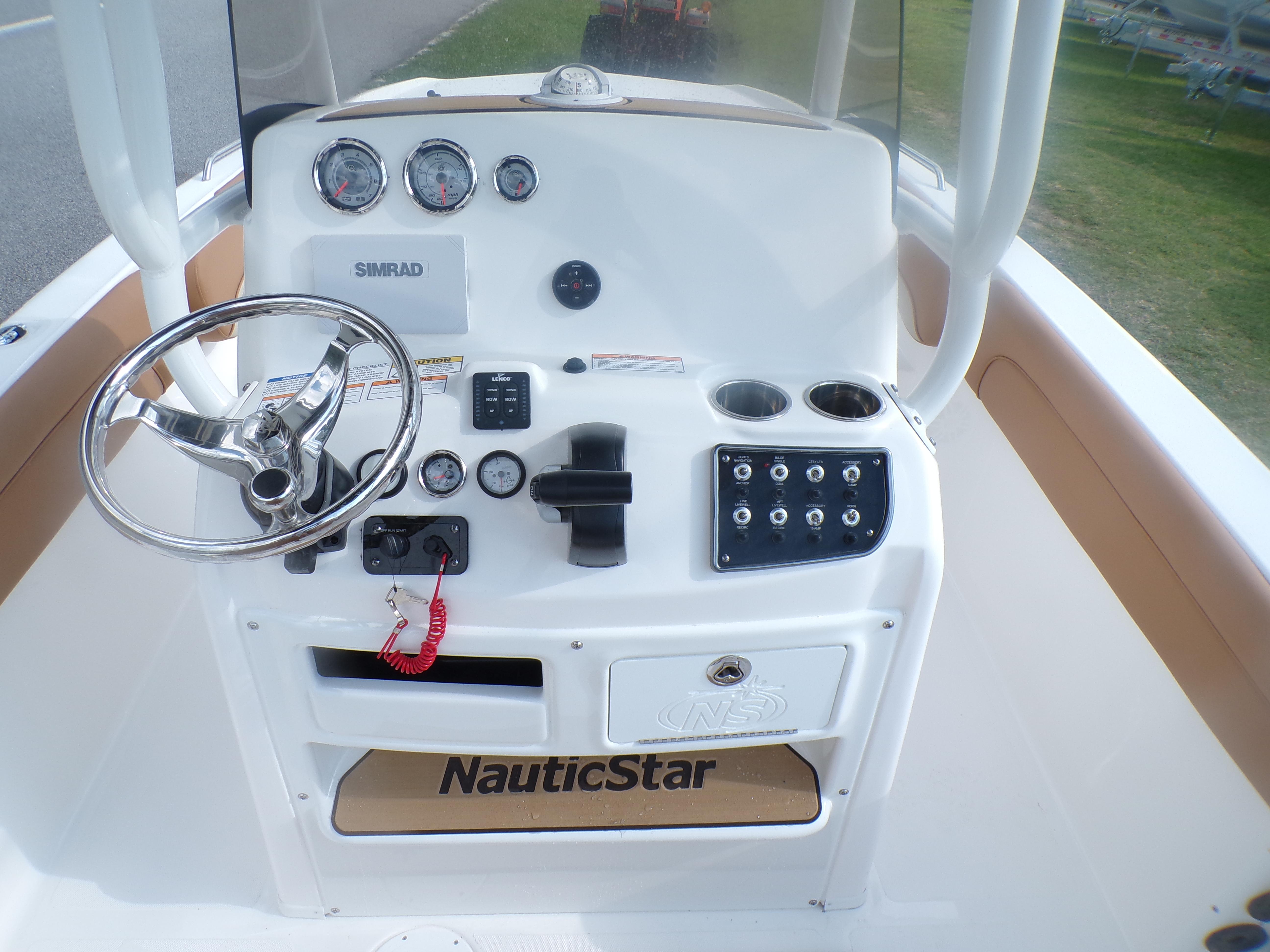 2023 NauticStar 231 Hybrid
