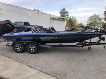 2024 Phoenix Bass Boats 721 Pro XP