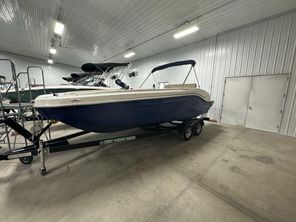 2023 Bayliner DX 2000 115HP PRO XS