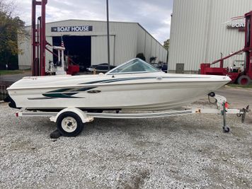 2000 Sea Ray 180 Bow Rider