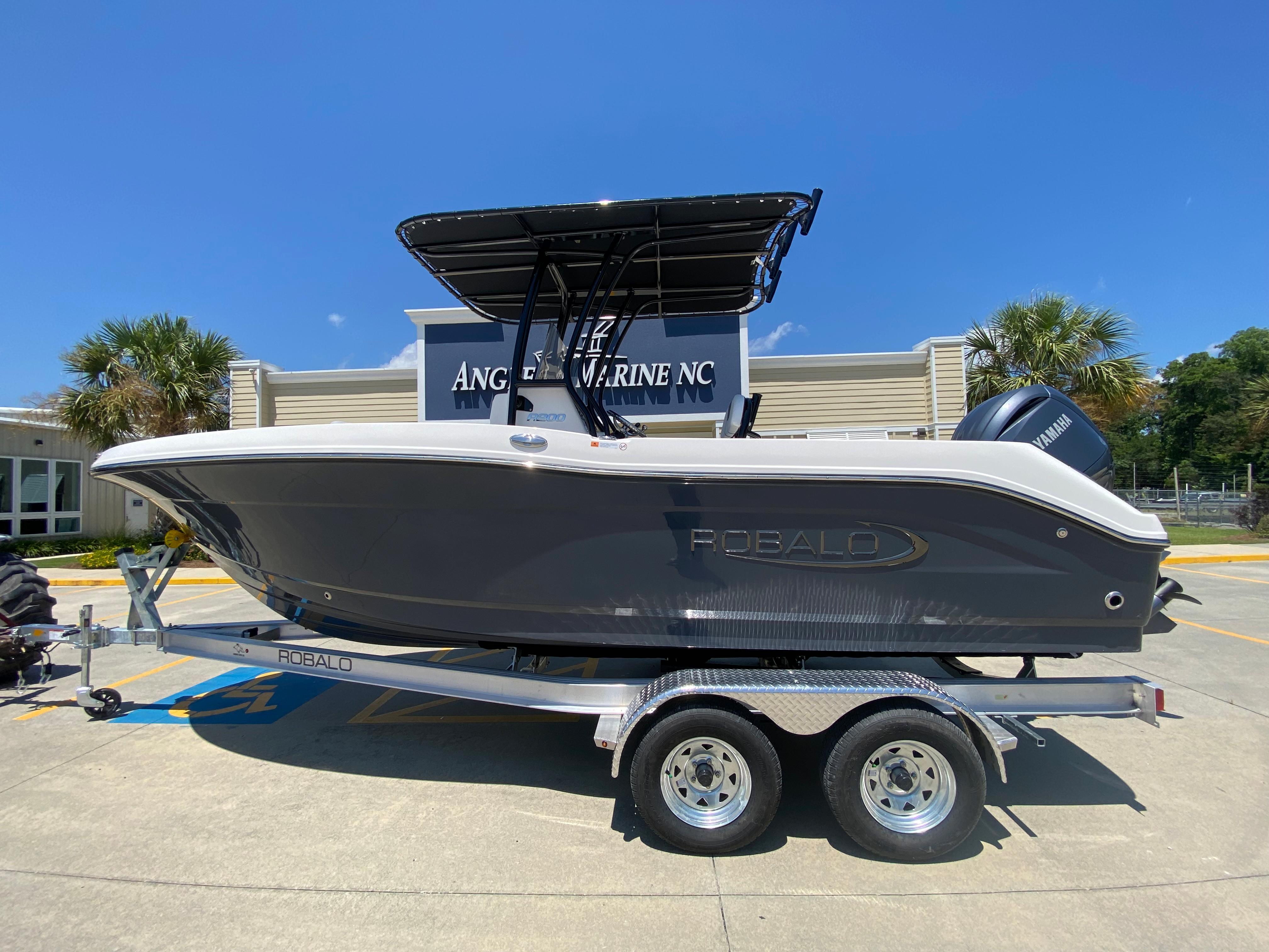 New 2024 Robalo R200 Center Console, 28557 Morehead City - Boat Trader