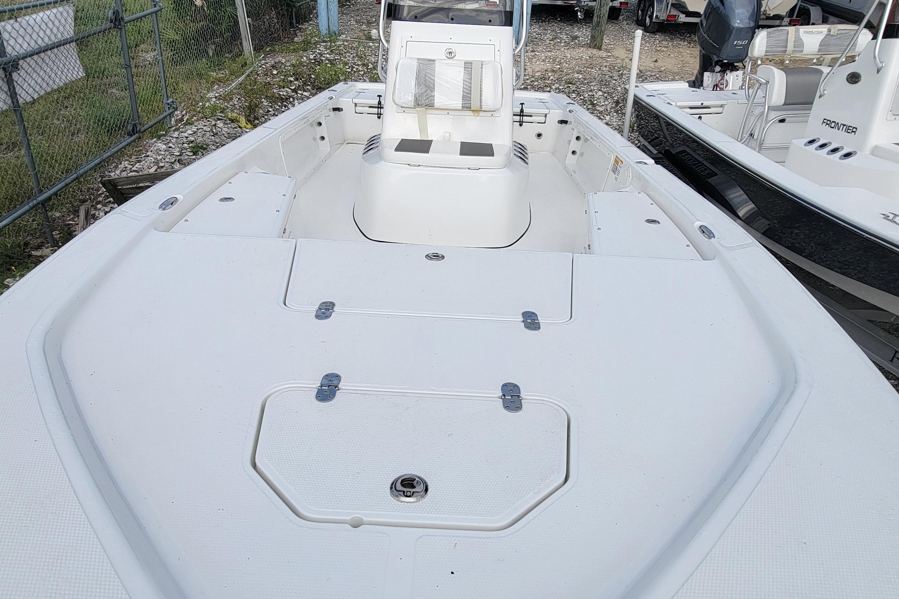 2019 Redfish Tunnel Skiff Flats for sale - YachtWorld