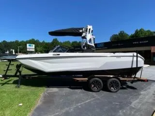 2024 Nautique GS22