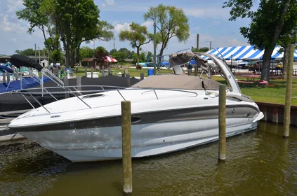 2005 Crownline 270 CRUISER