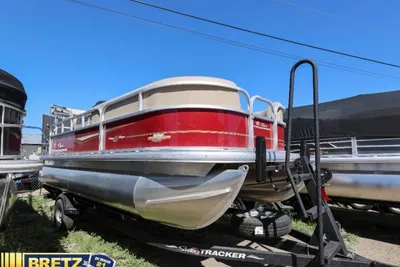 2023 Party Barge 18 DLX