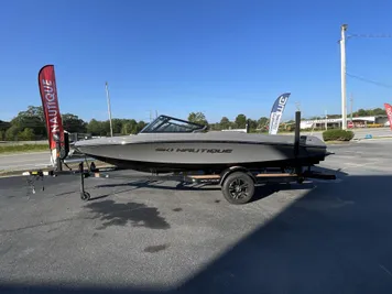 2024 Nautique Ski Nautique 200