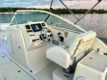 2012 Hydra-Sports 2300 DC