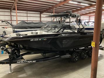 2016 Nautique Super Air Nautique G25