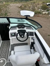 2021 MasterCraft NXT22