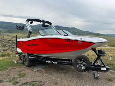 2021 MasterCraft NXT22