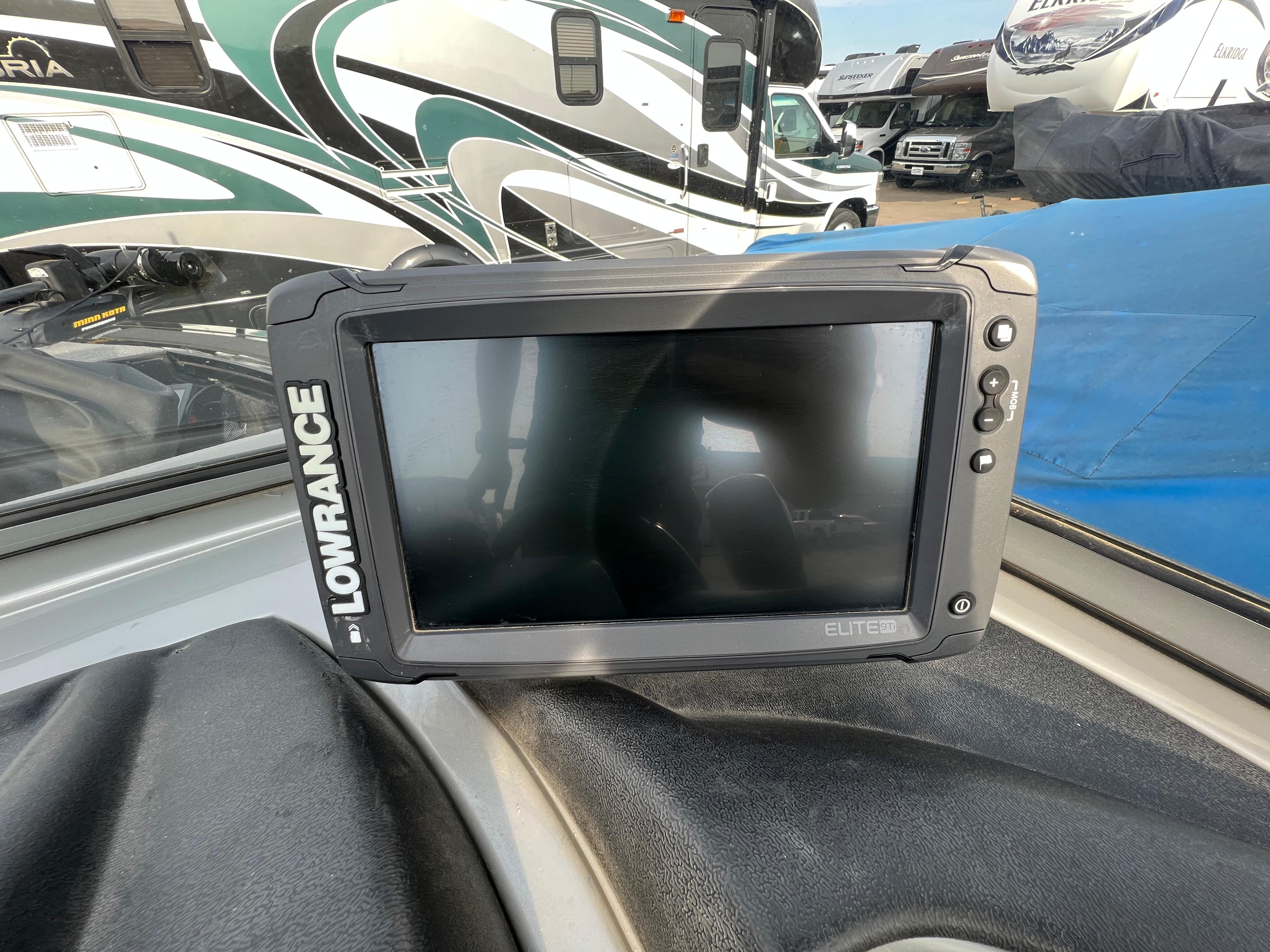 2019 Tracker Targa V-18 WT