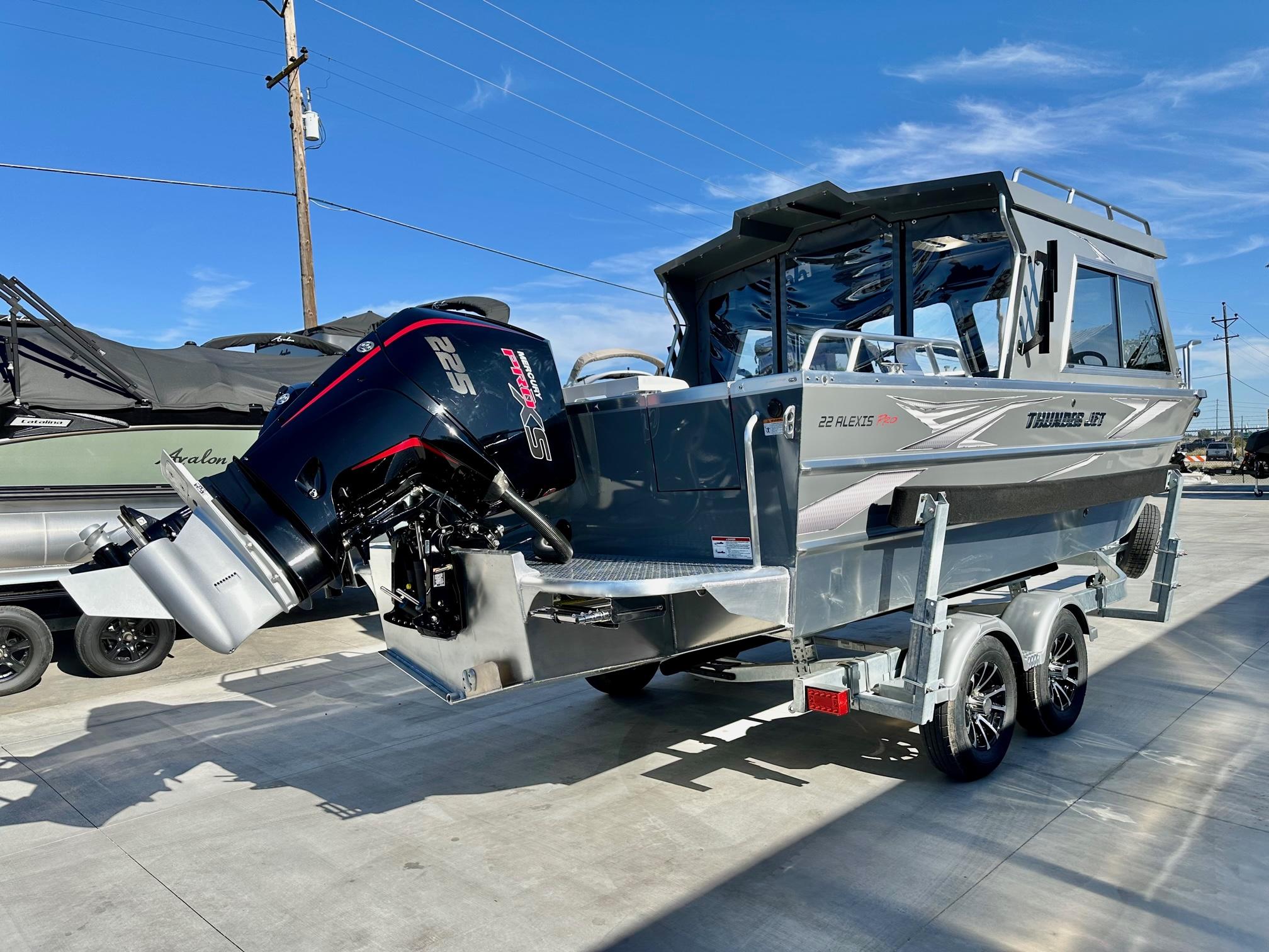 New 2024 Thunder Jet Alexis Pro 22' w/ 225HP Mercury and 9.9 Kicker ...