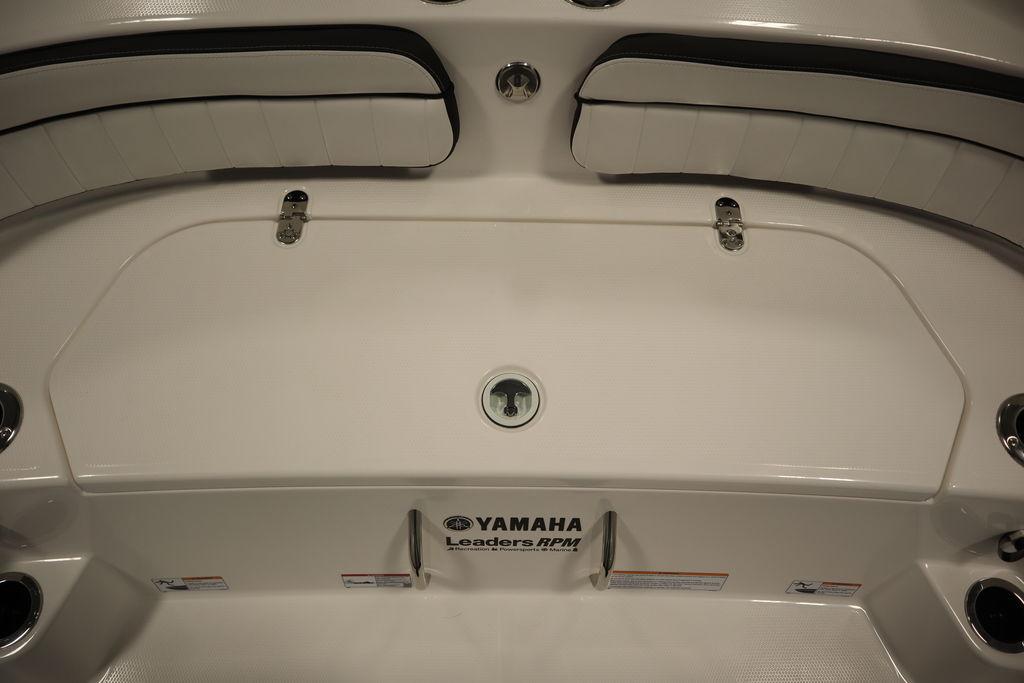 2024 Yamaha Boats 220 FSH Sport
