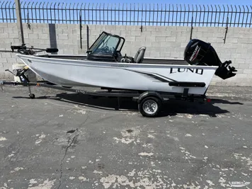 2022 Lund 1650 Angler Sport