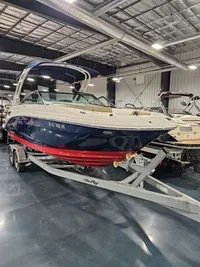 2022 Sea Ray SDX 250