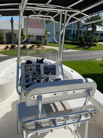 2009 Pioneer 220 Bay Sport