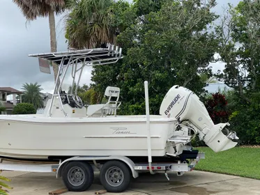 2009 Pioneer 220 Bay Sport