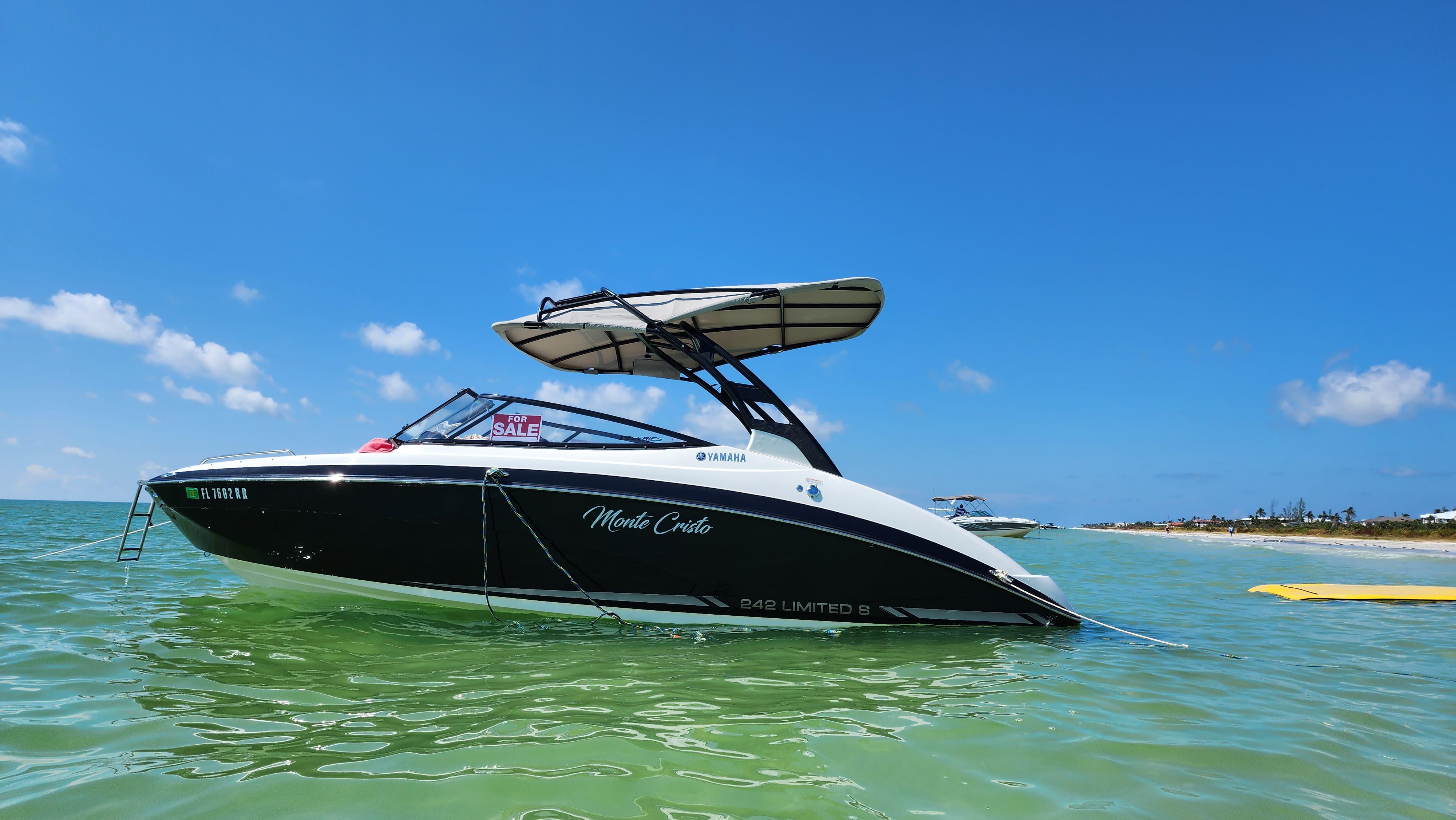 2016 Yamaha Boats 242 LIMITED S E SERIES