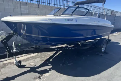 2019 Bayliner VR4 Outboard