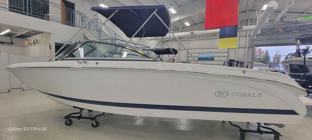 New 2024 Cobalt 220S 45014 Fairfield Boat Trader   9090957 954995277 0 181120230146 33 