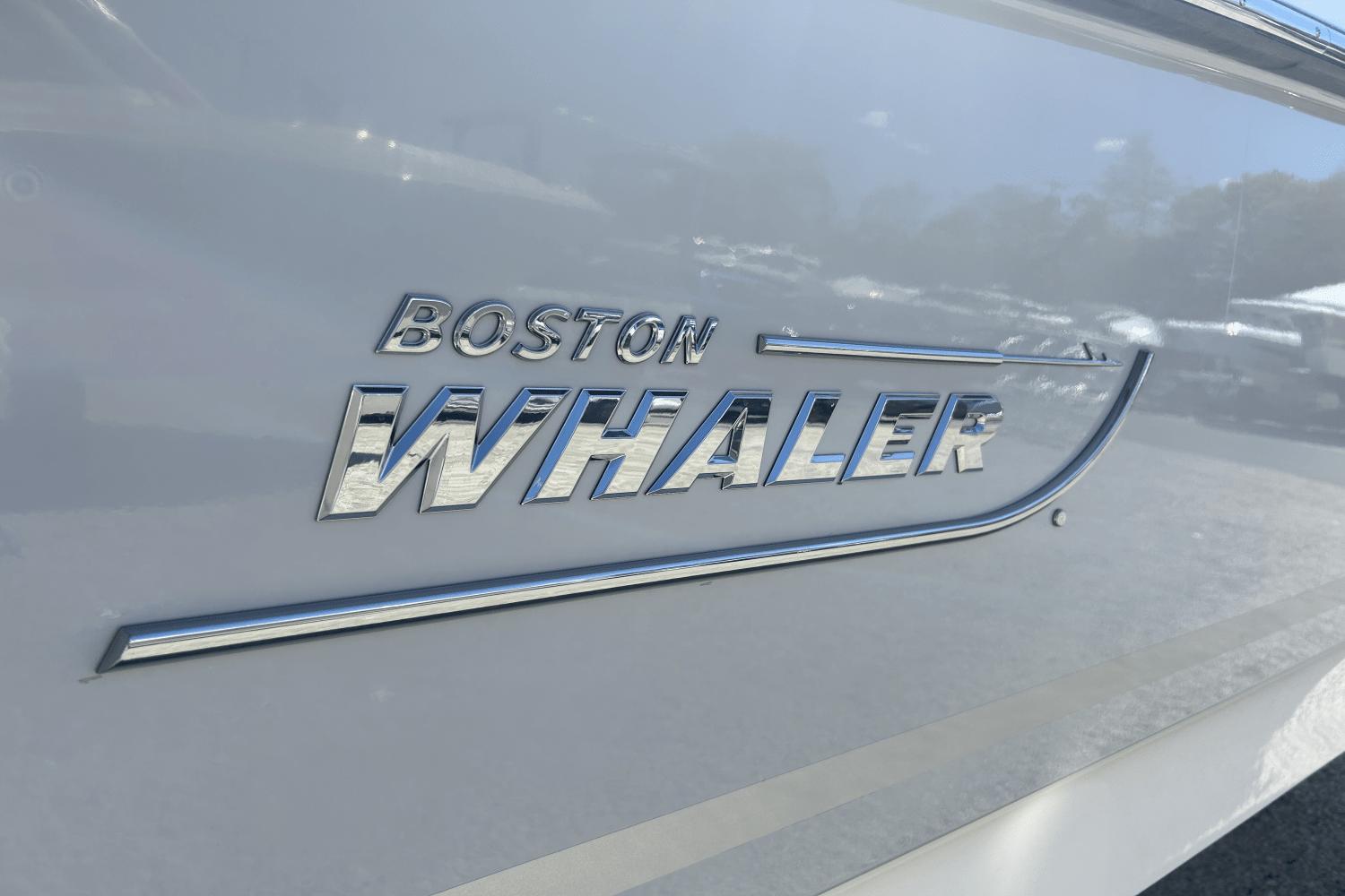 2024 Boston Whaler 280 Outrage