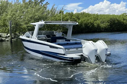 2024 Aviara AV32 Outboard