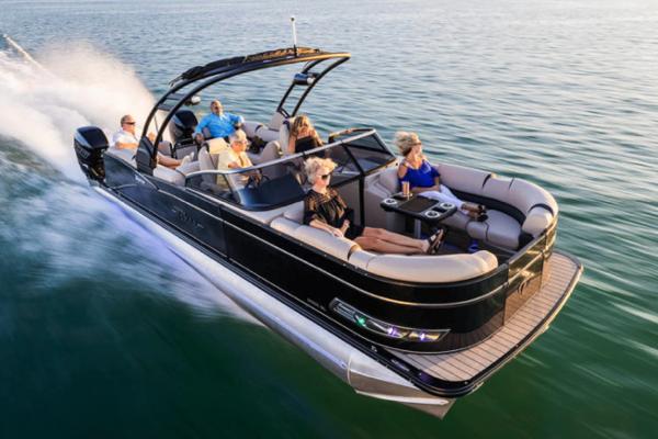 New 2022 Tahoe Pontoon Cascade Platinum Quad Lounger Windshield - Boat ...