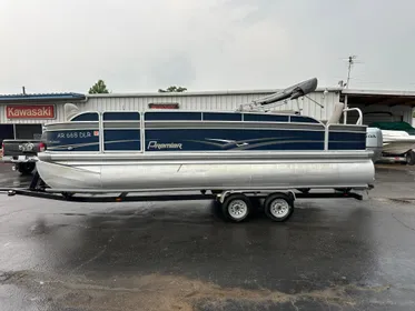 2012 Premier Re 221 Explorer