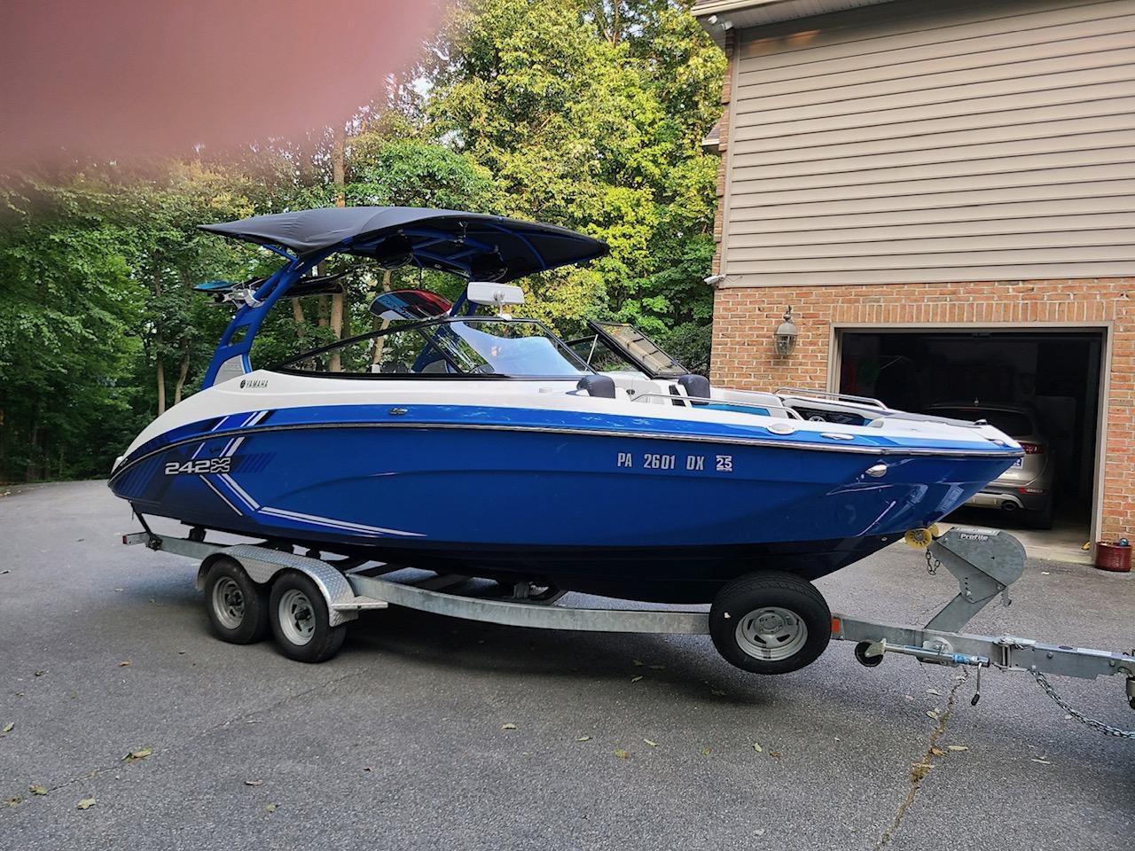2019 Yamaha Boats 242X