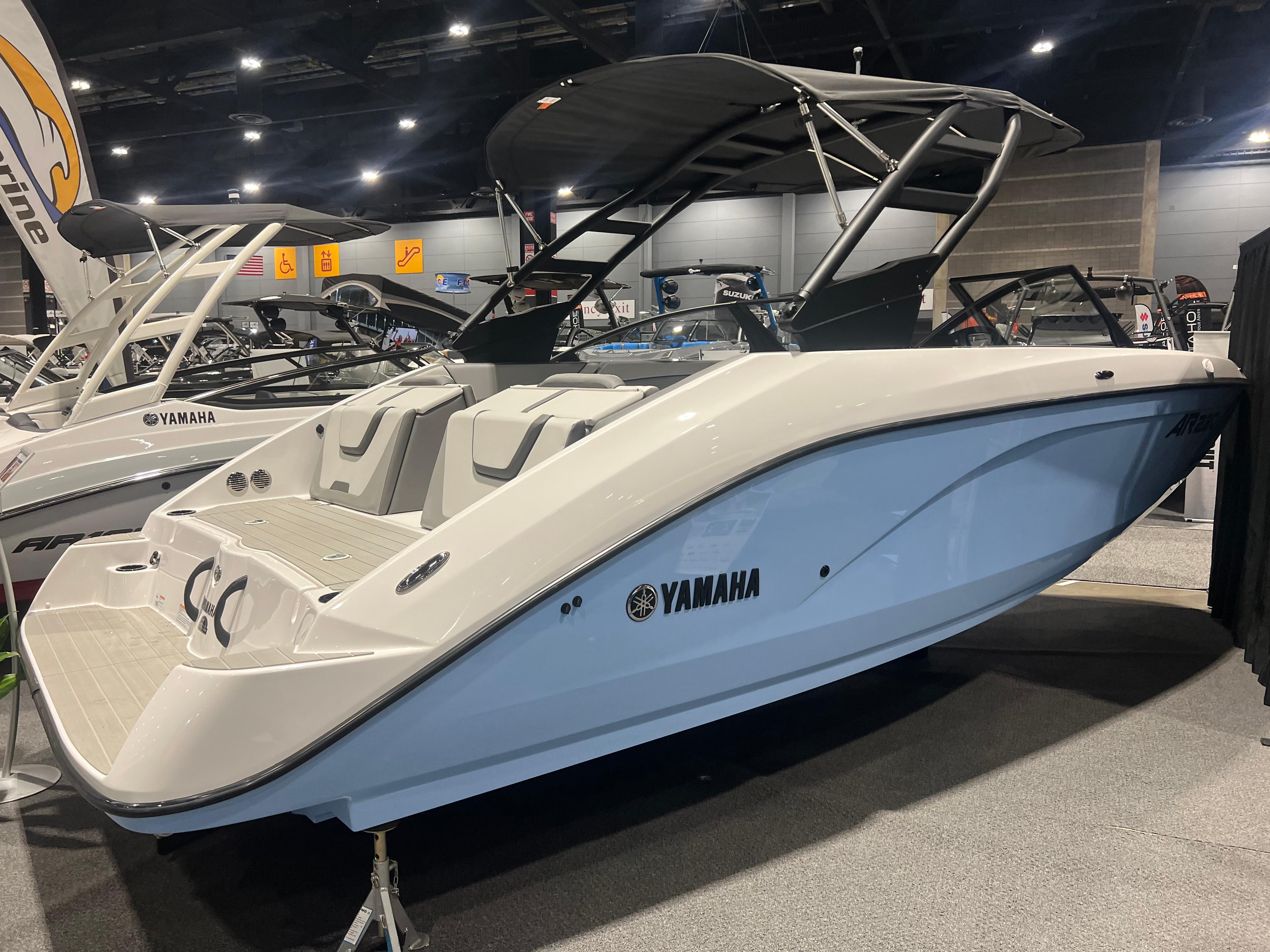 2024 Yamaha Boats AR 220