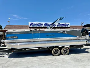 2024 Avalon Catalina Platinum - 25 FT Quad Lounger w/ 250HP Mercury Verado!