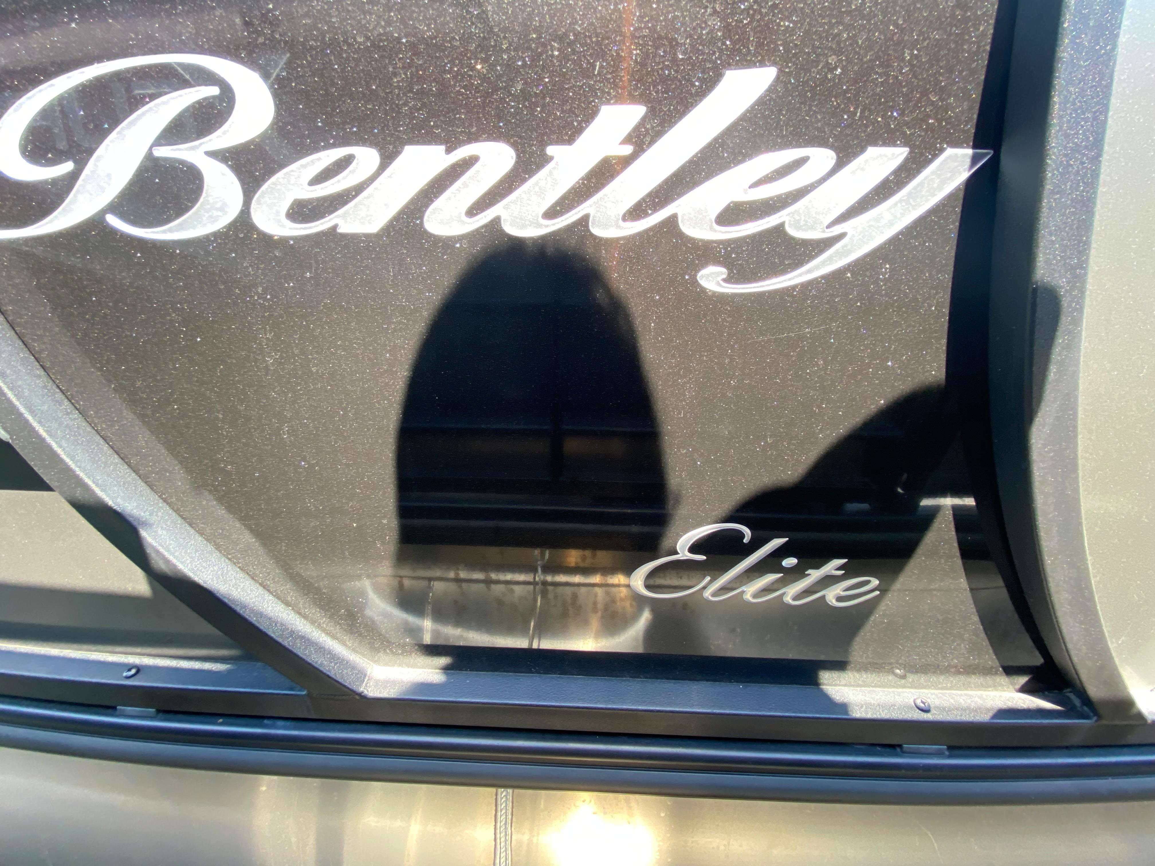 2022 Bentley Pontoons 223 Admiral Elite
