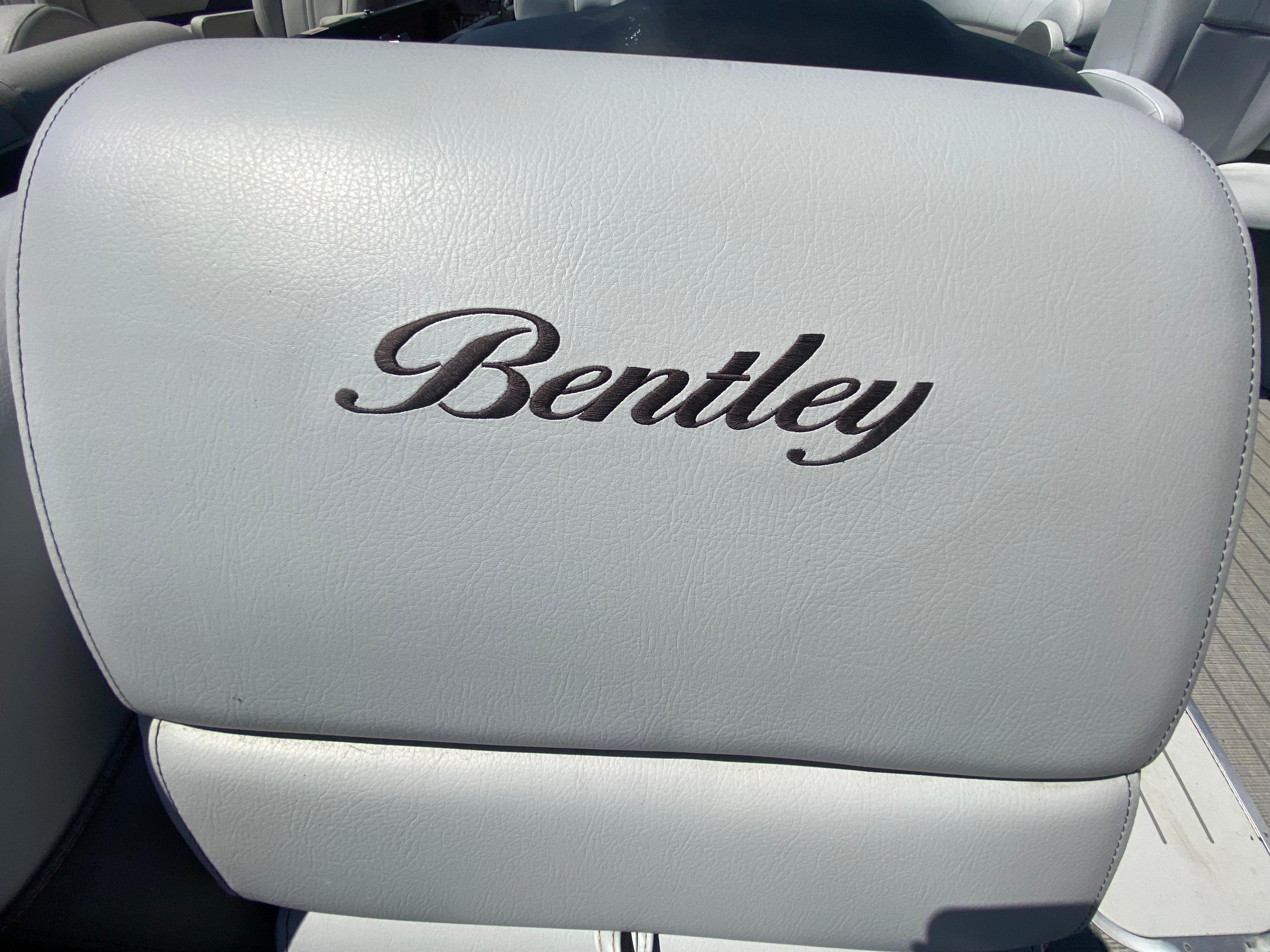 2022 Bentley Pontoons 223 Admiral Elite