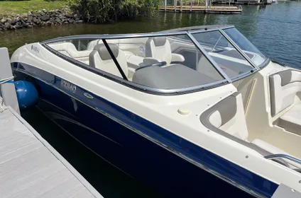 2015 Yamaha Boats SX240 HO