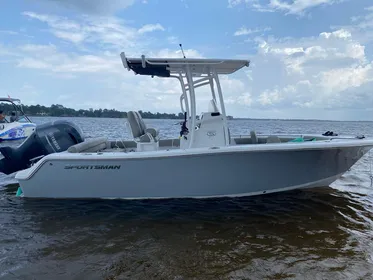 2021 Sportsman Heritage 211 Center Console