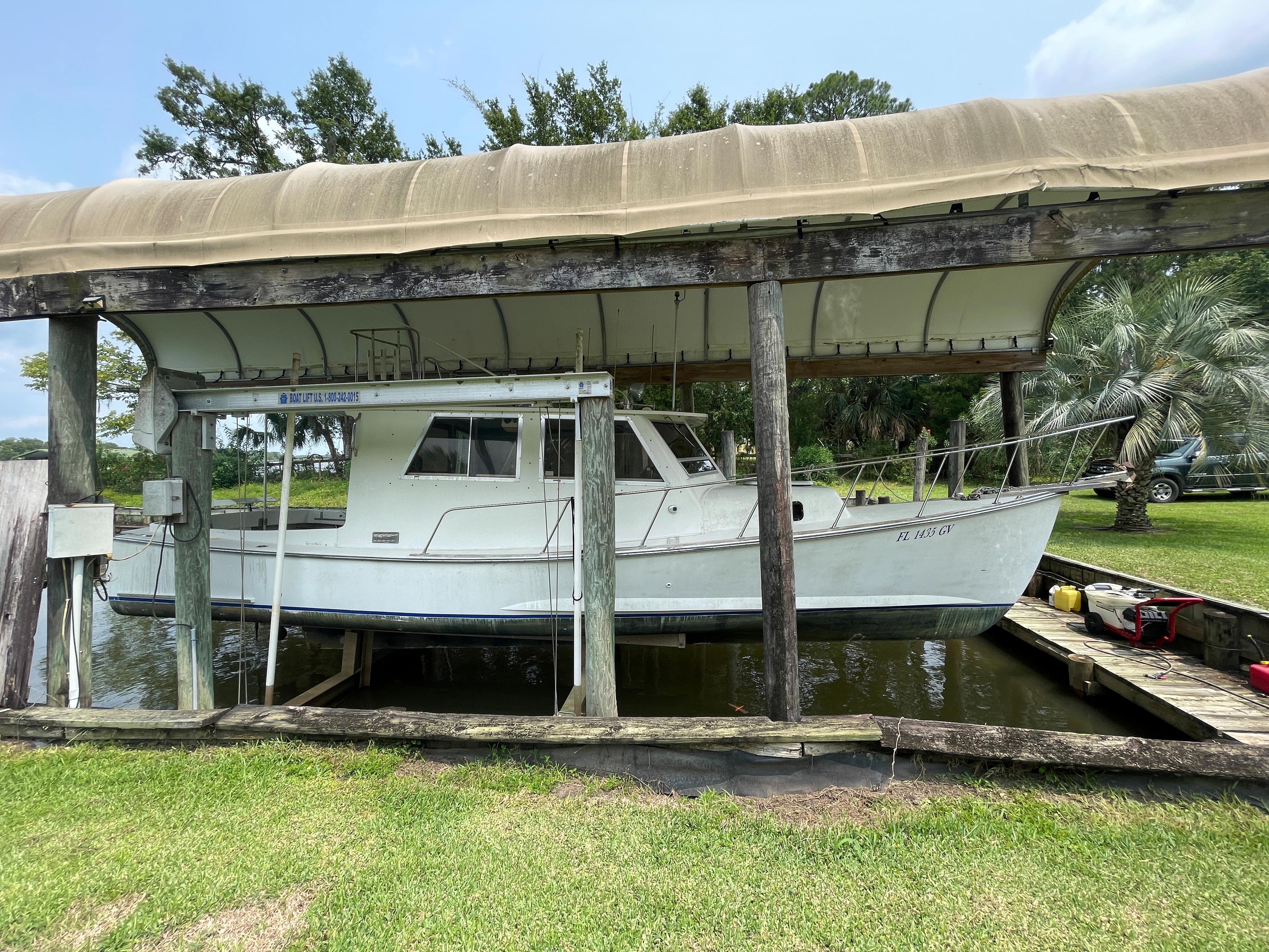 Used 1995 Stuart Angler 33 Downeast, 32320 Apalachicola - Boat Trader