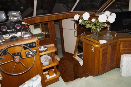 1985 Chris-Craft 426 Catalina