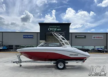 2024 Yamaha Boats AR195