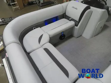 2024 Bentley Pontoons Legacy 220 Navigator Quad Lounge Pontoon & Honda 4