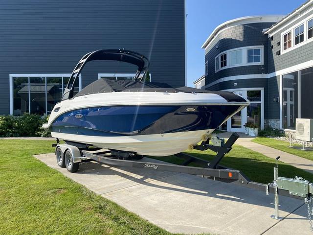 New 2024 Sea Ray SDX 250 49685 Traverse City Boat Trader   9109099 953961547 0 301020231534 1 