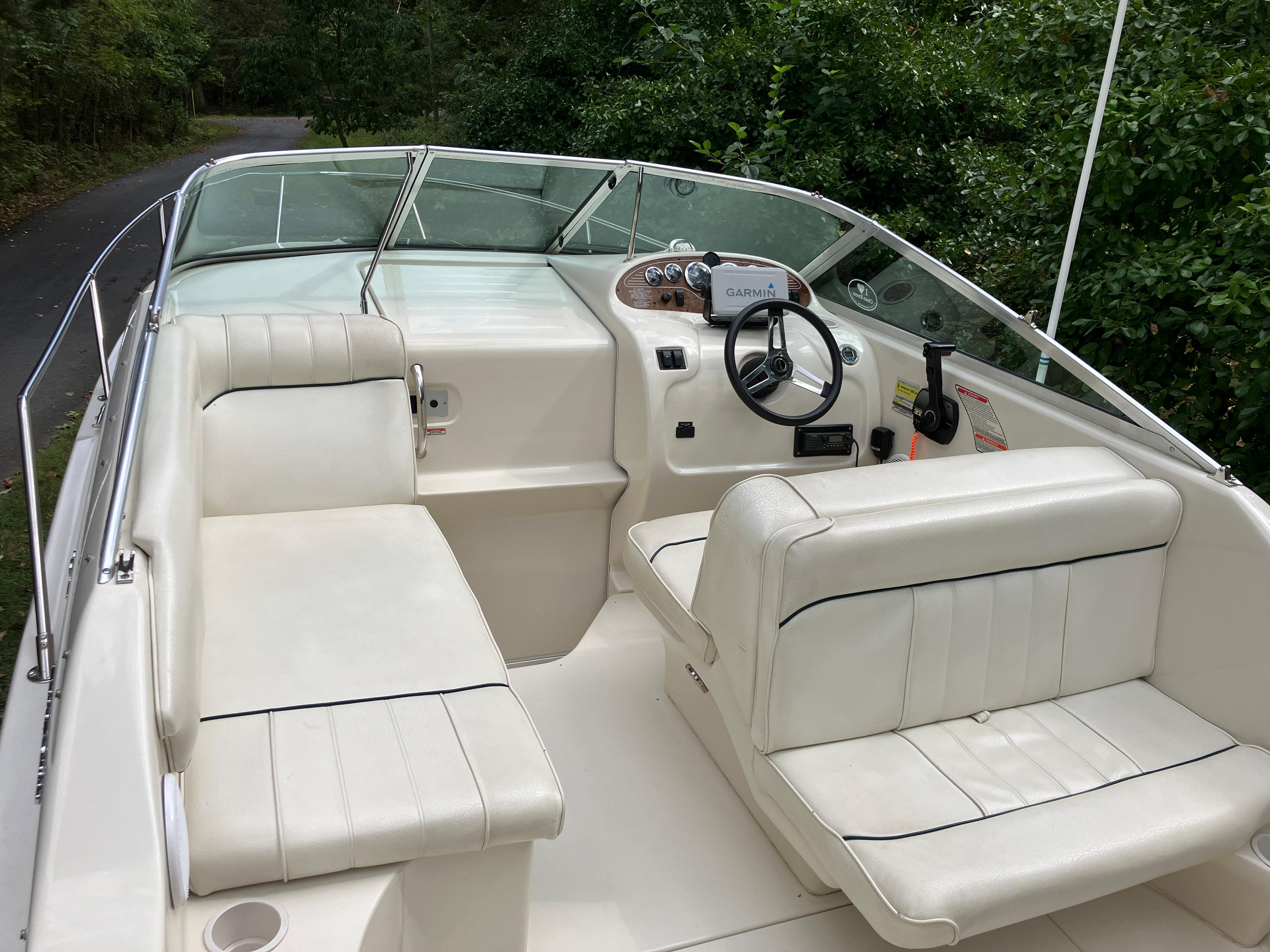 1999 Sea Ray 240 Sundancer