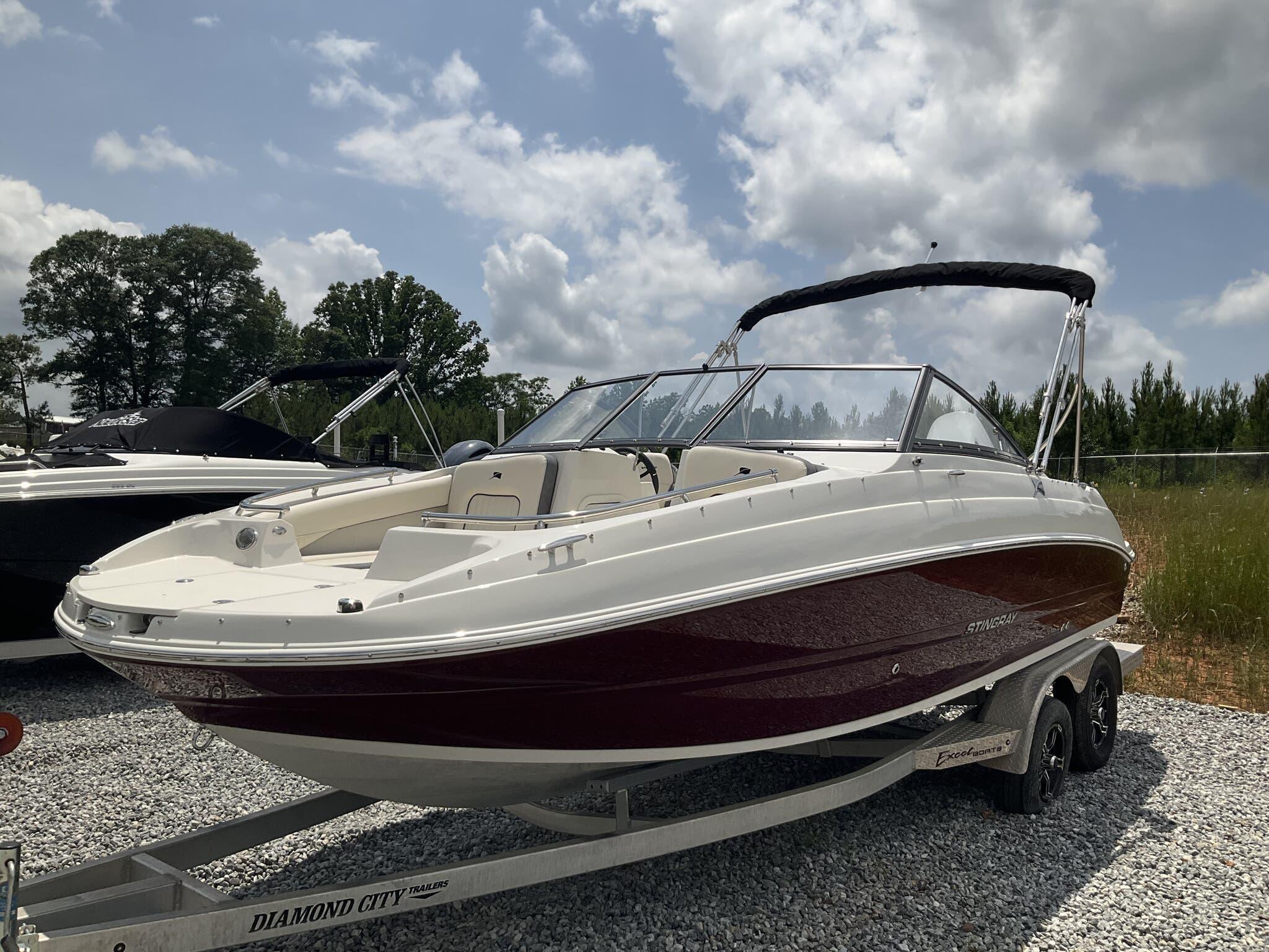 New 2024 Stingray DC 201, 36874 Salem Boat Trader