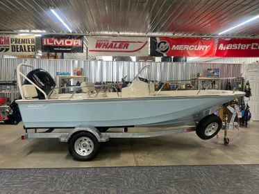 2024 Boston Whaler 170 Montauk