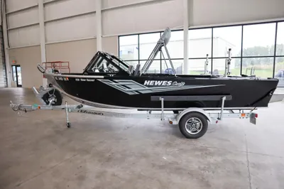 2023 Hewescraft 200 River Runner