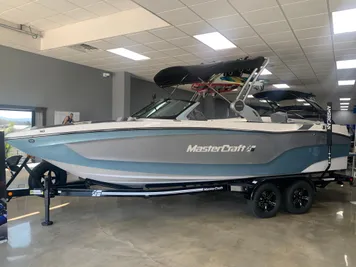 2024 MasterCraft XT24